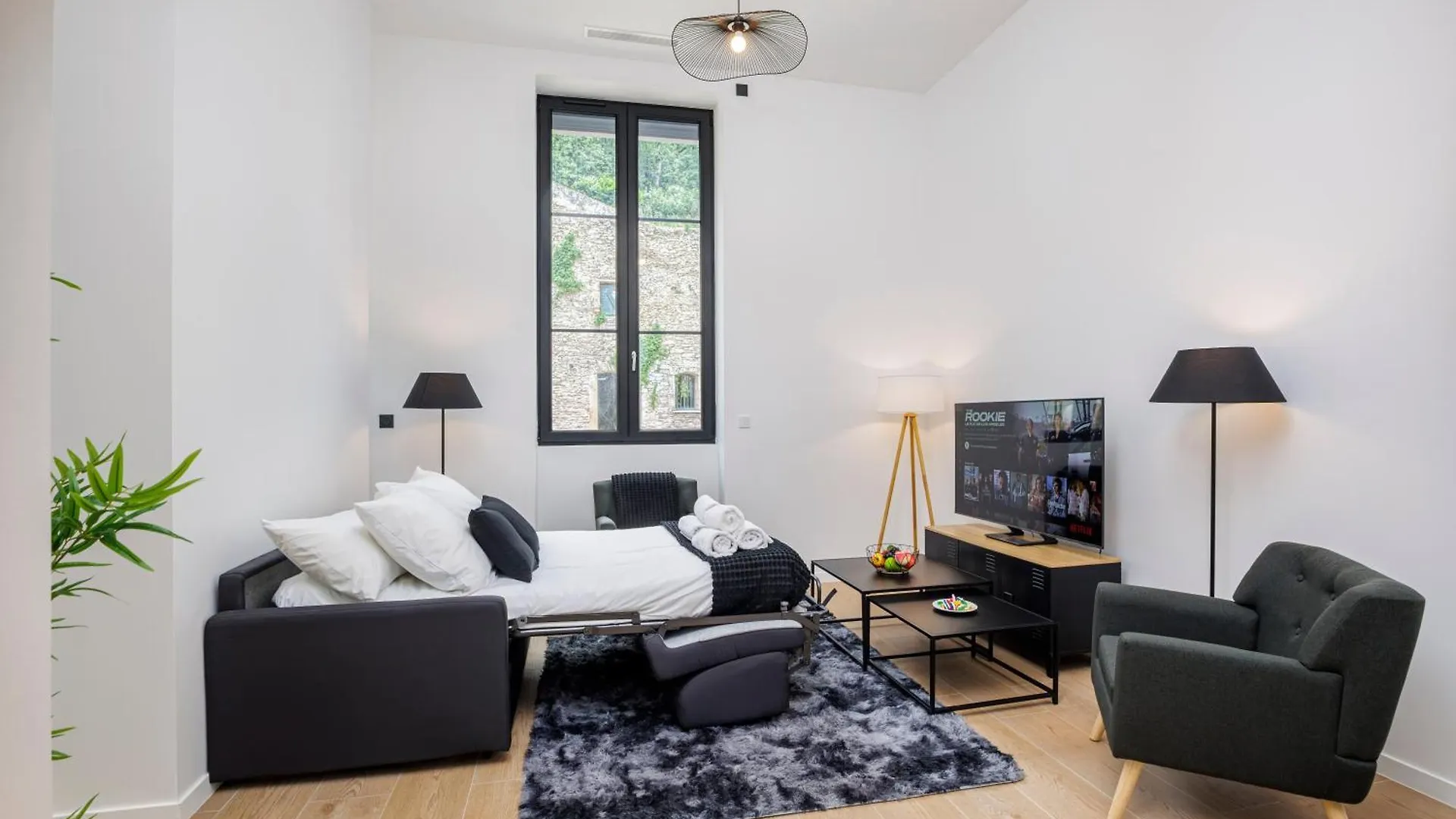 Suite Privee Dans Chateau & Domaine, 15Min De Lyon Vourles Apartment