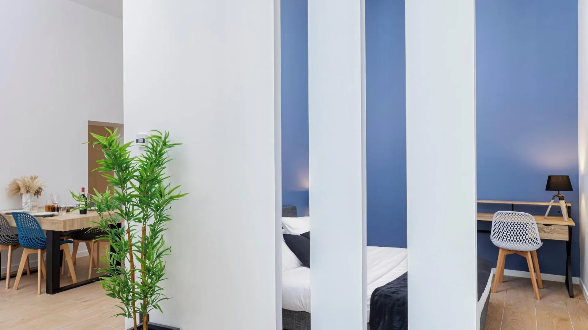 Suite Privee Dans Chateau & Domaine, 15Min De Lyon Vourles Apartment